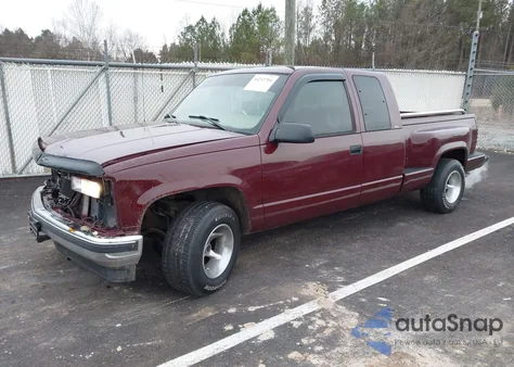 1998 GMC Sierra 1500 Sle Sportside z USA, uszkodzony, nr VIN 2GDEC19R3W1552900